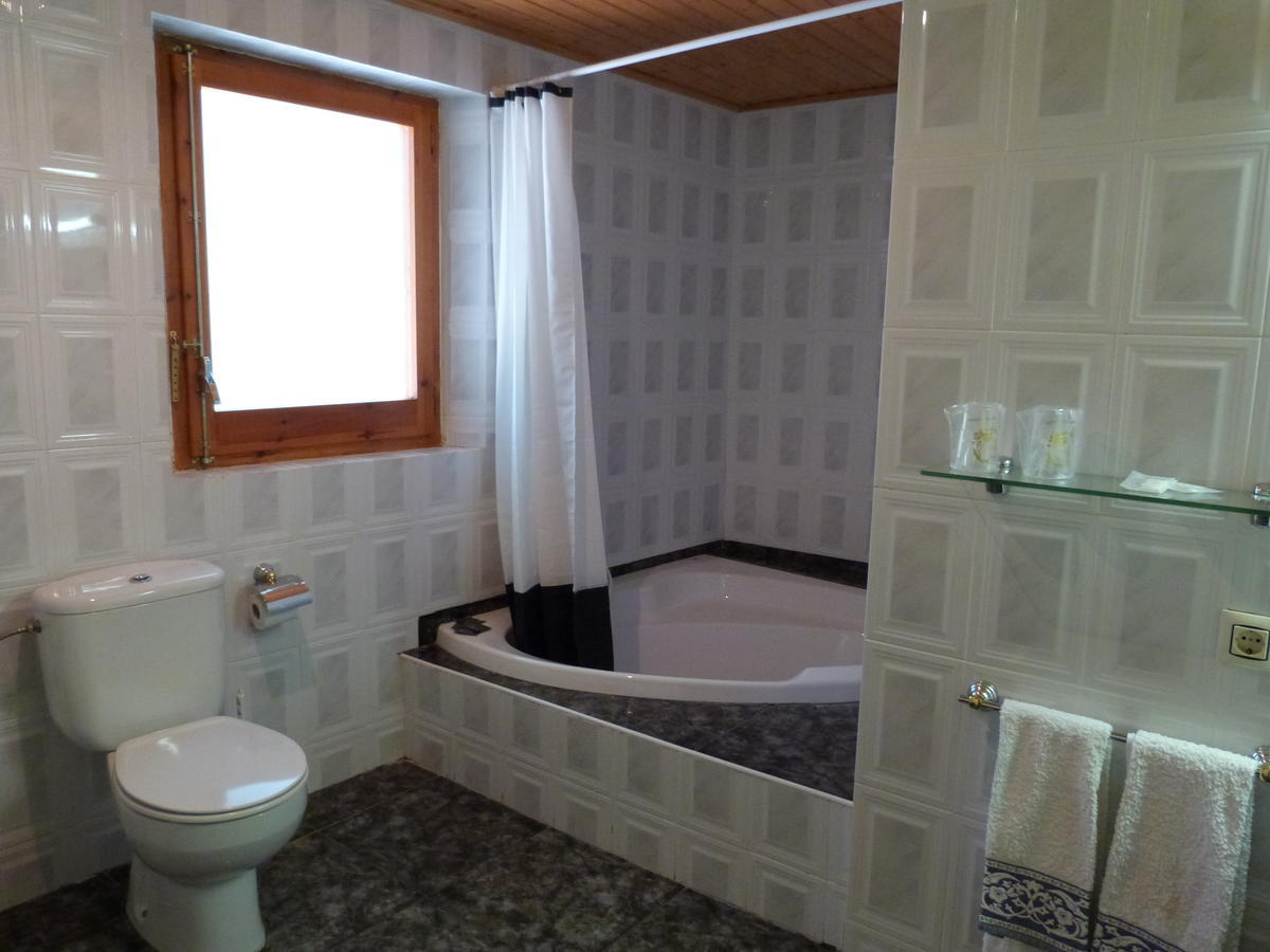 Ca L'Amadeu Hotell Vilanova de Escornalbou Rom bilde
