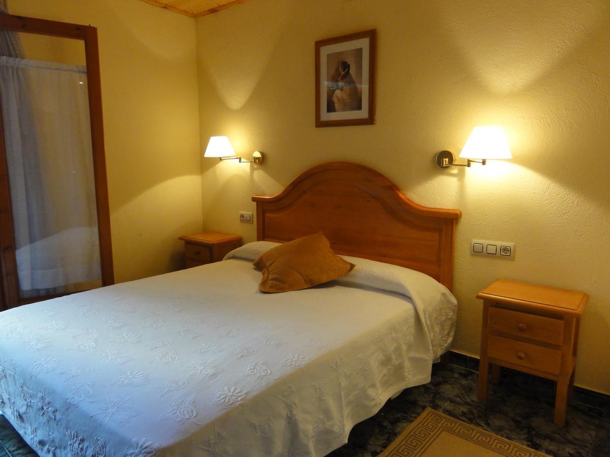 Ca L'Amadeu Hotell Vilanova de Escornalbou Eksteriør bilde