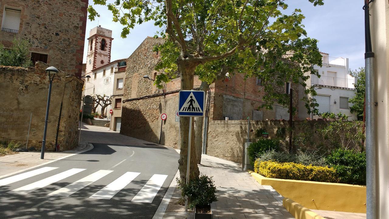 Ca L'Amadeu Hotell Vilanova de Escornalbou Eksteriør bilde